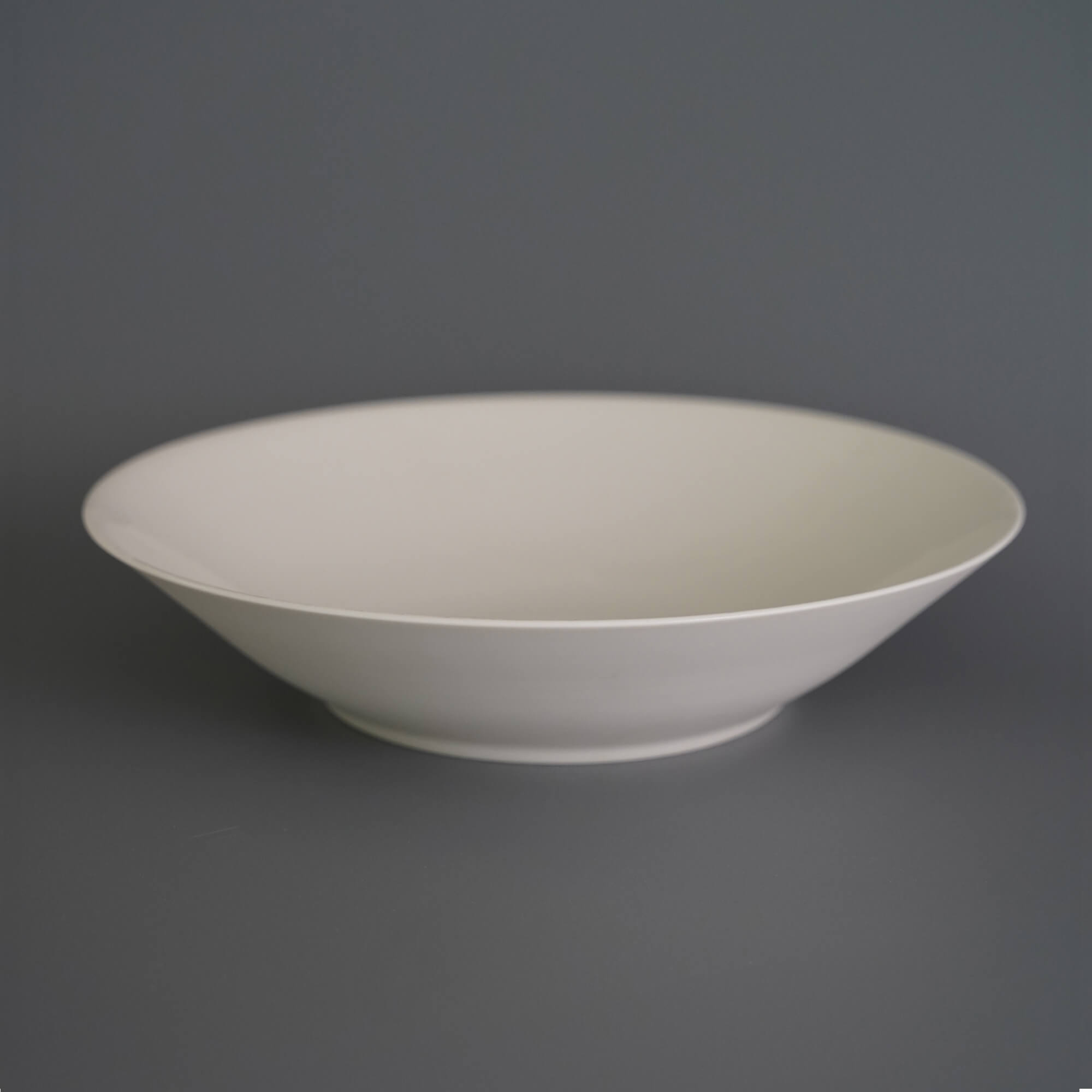 Plain Fruit Bowl white ceramics studio cúze