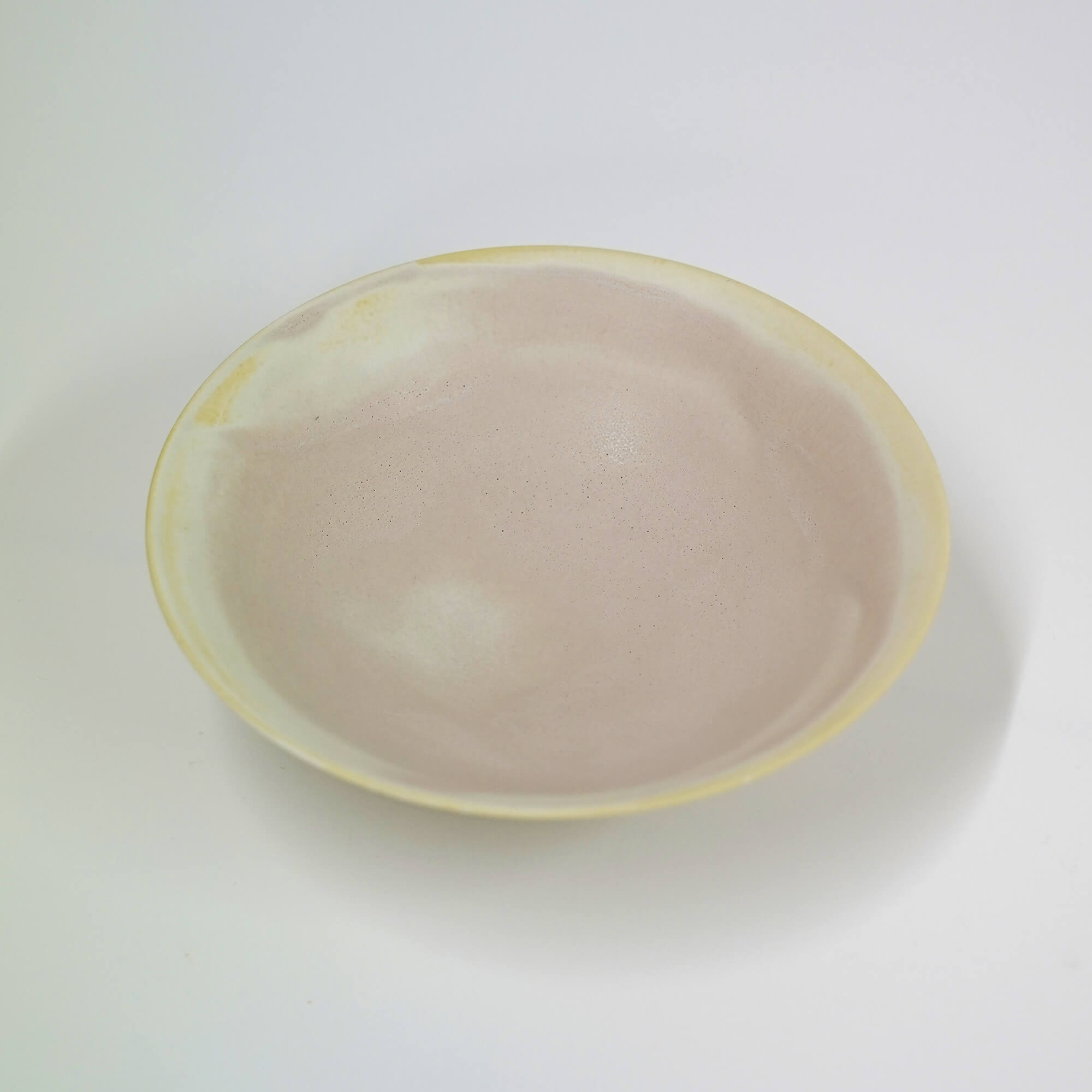 Studio Cúze white pink bowl large